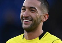 Hakim Ziyech a le choix entre Mancuniens et Rossoneri Hakim Ziyech