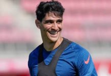 Yassine Bounou : « Je me sens très heureux à Séville » Yassine Bounou