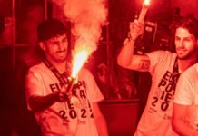 Francfort : La police enquête sur trois joueurs dont Aymen Barkok Aymen Barkok