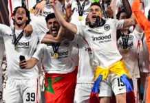 L’Eintracht Francfort d’Aymen Barkok, vainqueur de la Ligue Europa 2022 Barkok