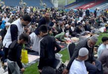 Un club anglais accueille la prière de L’Aïd dans son stade Blackburn Rovers