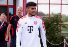 Premier entrainement de Noussair Mazraoui avec le Bayern Munich Mazraoui_Bayern