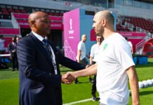 Selon Motsepe, le Maroc est capable de s’illustrer au Qatar Motsepe_Regragui