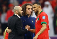 Romain Saiss évoque l’exploit du Qatar et le cas Vahid