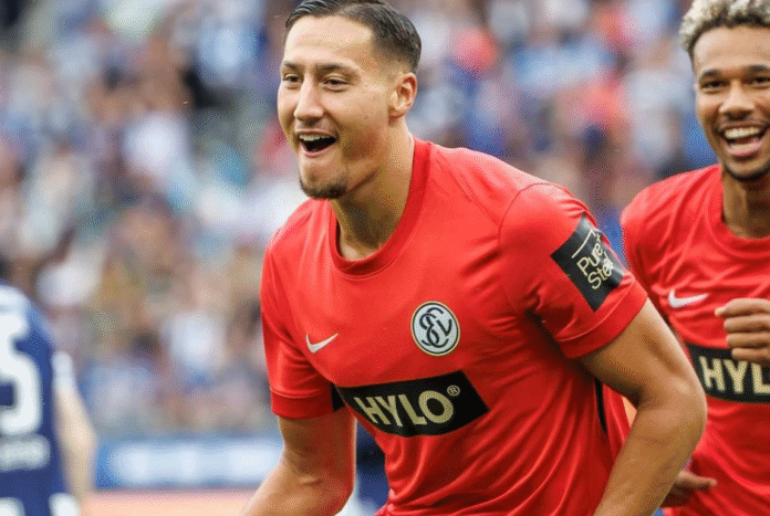 Younes Ebnoutalib Younes Ebnoutalib