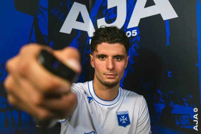 Oussama El Azzouzi Oussama El Azzouzi