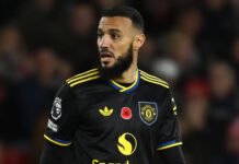 MU : Mazraoui explique pourquoi Amorim lui accorde une confiance totale Noussair Mazraoui