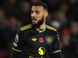 Manchester United : Noussair Mazraoui en décalage avec le système ? Noussair Mazraoui