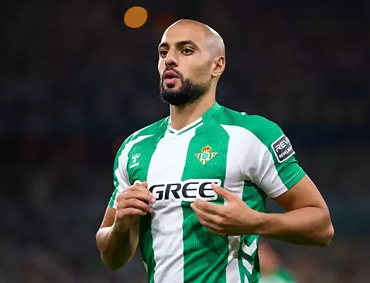Real Betis : Sofyan Amrabat incertain avant la trêve internationale Sofyan Amrabat