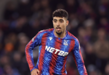 Chadi Riad signe un come-back prometteur en Premier League Chadi Riad - Crystal Palace