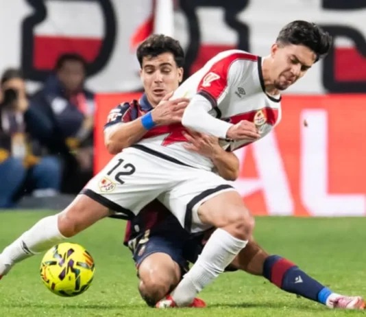 Rayo Vallecano : Ilias Akhomach victime d’un tacle appuyé, son état incertain Ilias Akhomach