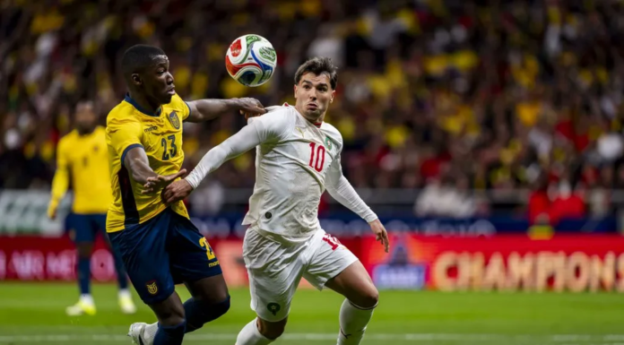 Maroc – Équateur : un nul précieux… mais des signaux à ne pas ignorer Brahim Diaz contre l'Equateur