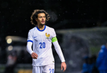 Harcelé par la presse française, Ayyoub Bouaddi esquive encore Ayyoub Bouaddi